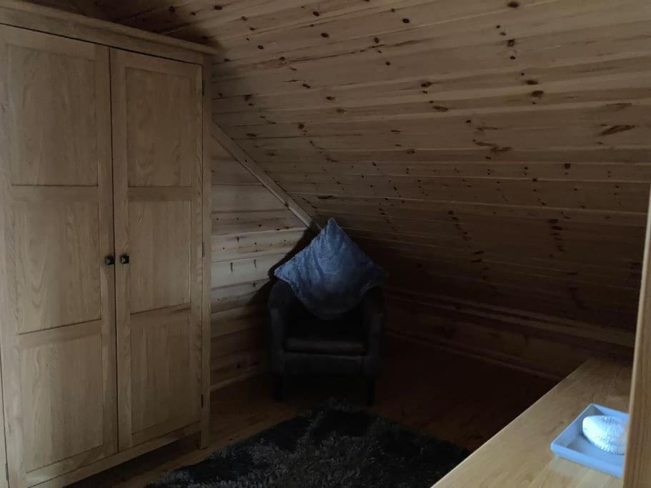 Red Squirrel Log Cabin With Hot Tub Keith Εξωτερικό φωτογραφία